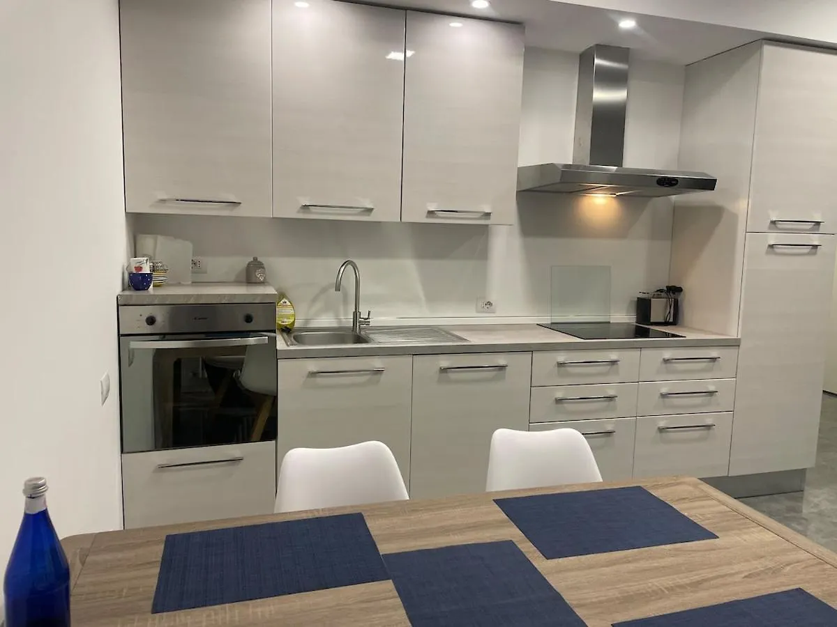 Casa Ndoi Apartment Mantova Italy