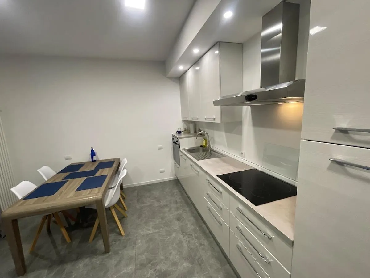 Casa Ndoi Apartment Mantova 0*,
