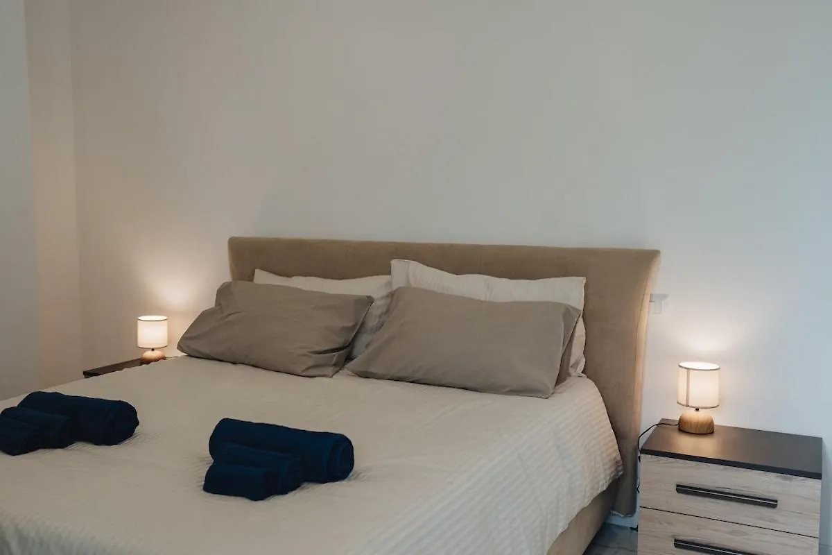 Casa Ndoi Apartment Mantova Italy