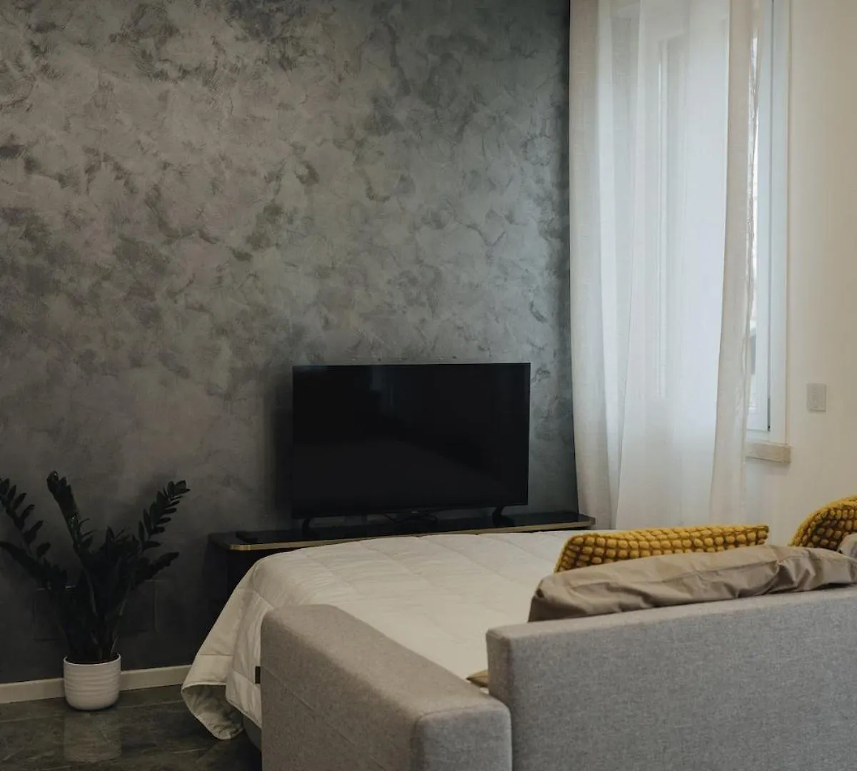 Casa Ndoi Apartment Mantova Italy